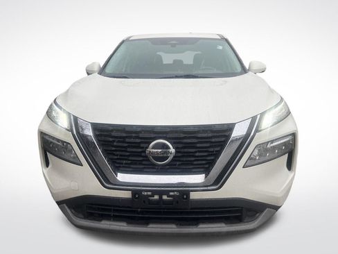 Used 2021 Nissan Rogue SV image 9