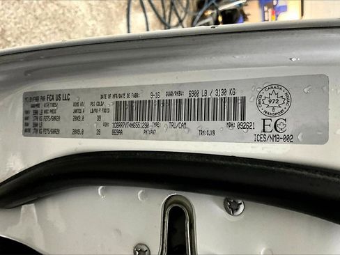 Used 2017 RAM 1500 Laramie image 19