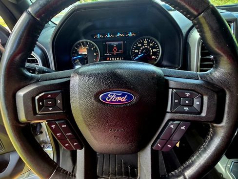Used 2017 Ford F150 XLT w/ Equipment Group 302A Luxury RWD image 9