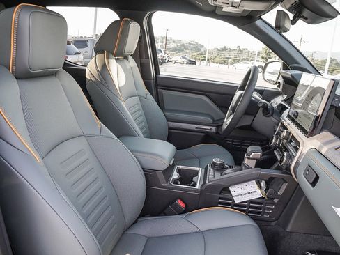 New 2025 Toyota Tacoma Trailhunter image 34