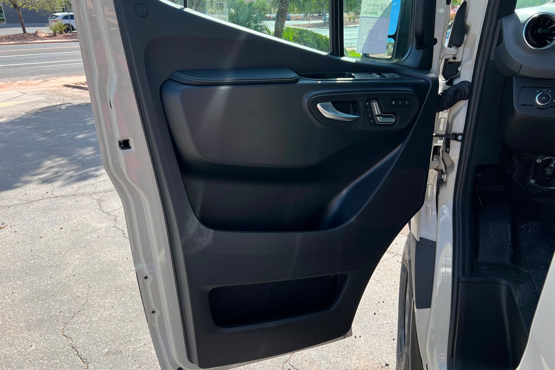 New 2026 Mercedes-Benz Sprinter 2500 image 14