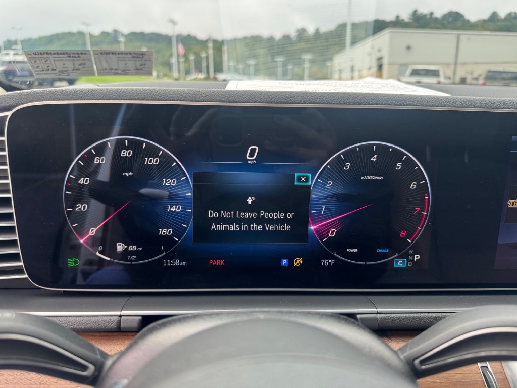 Used 2024 Mercedes-Benz GLE 450 4MATIC image 16