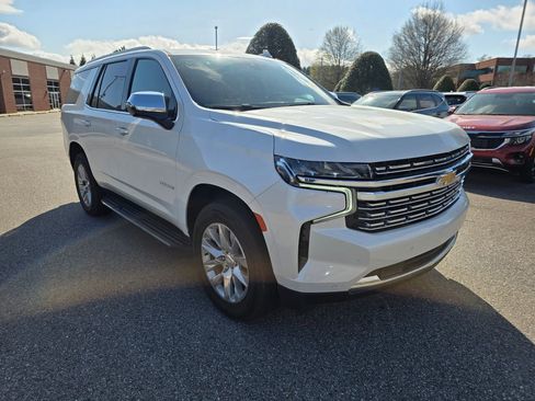 Used 2022 Chevrolet Tahoe Premier AWD/4WD image 7