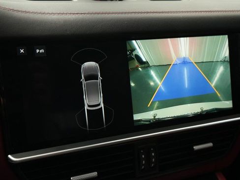 Used 2019 Porsche Cayenne Turbo AWD/4WD image 53