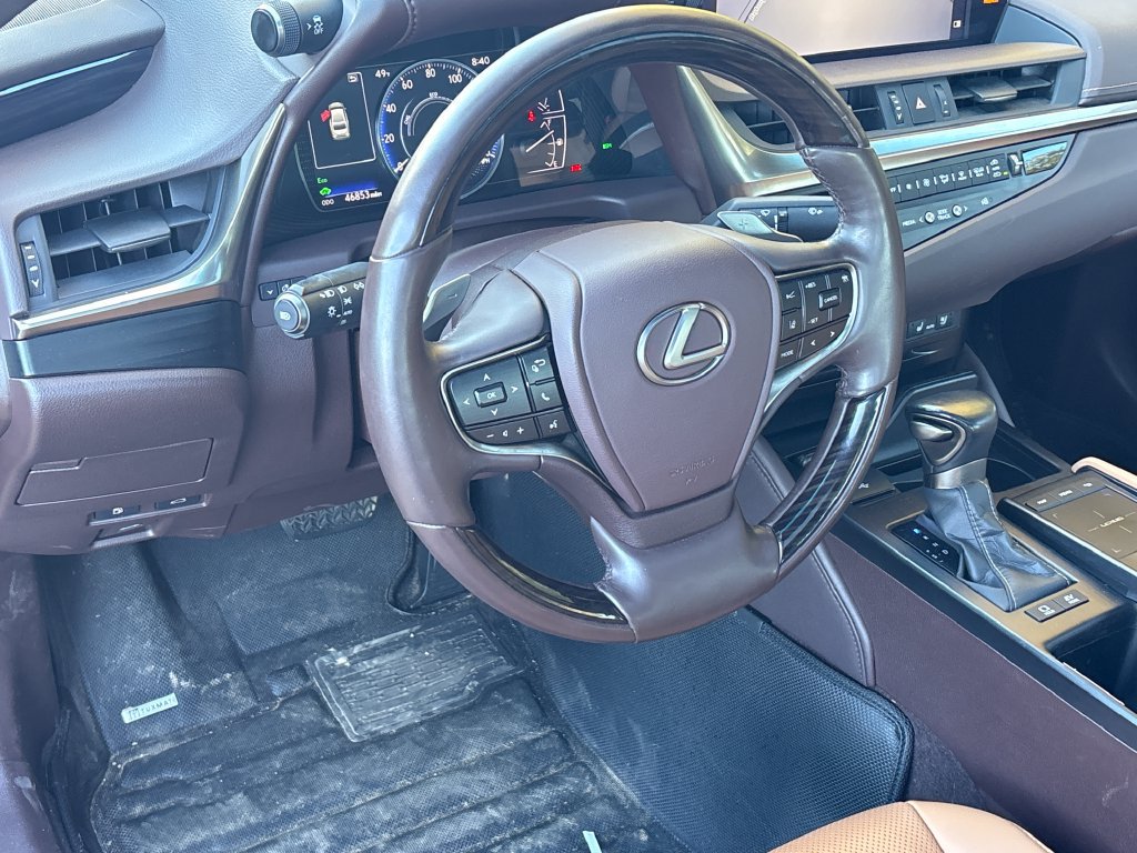 Used 2021 Lexus ES 300h w/ Premium Package FWD image 5