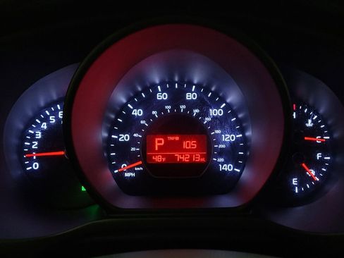 Used 2016 Kia Soul image 23