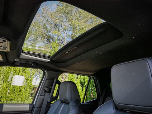 Used 2025 Toyota 4Runner Limited image 28