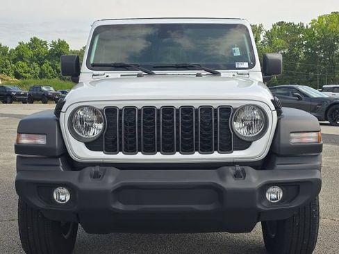 Used 2025 Jeep Wrangler Unlimited Sport AWD/4WD image 9