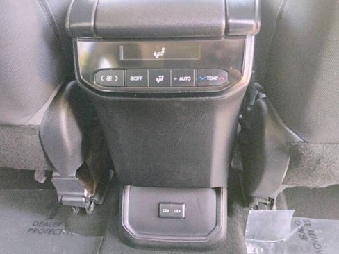 Used 2023 Toyota Highlander L FWD image 20