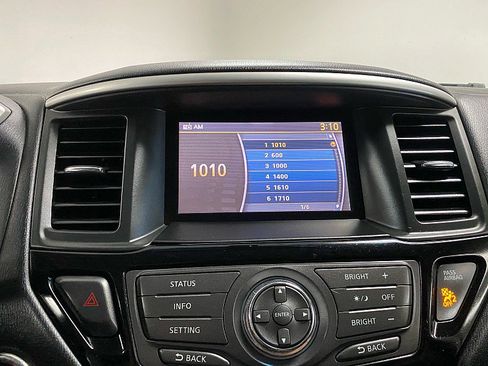 Used 2015 Nissan Pathfinder SV w/ Cargo Package image 19