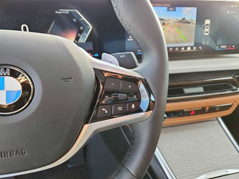 Used 2025 BMW 330i xDrive 330i xDrive w/ Convenience Package image 20