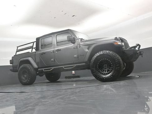 Used 2020 Jeep Gladiator Sport w/ Quick Order Package 24S AWD/4WD image 38