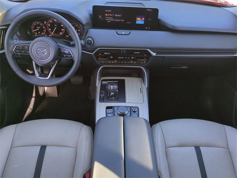 Used 2025 MAZDA CX-70 3.3 Turbo w/ Premium Package image 17