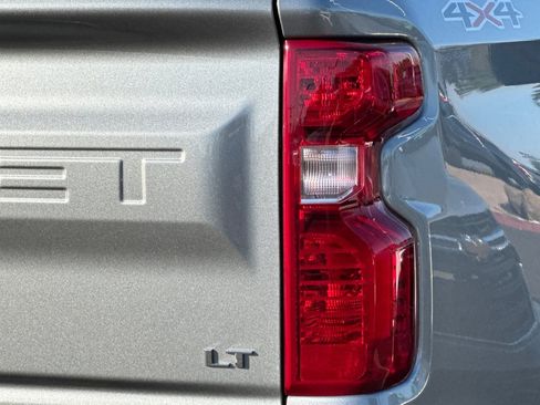 Used 2026 Chevrolet Silverado 1500 LT image 45