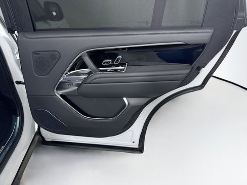 New 2026 Land Rover Range Rover Long Wheelbase SE image 26