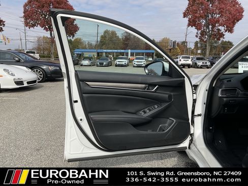 Used 2021 Honda Accord image 9