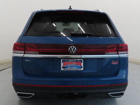 New 2025 Volkswagen Atlas SEL image 5