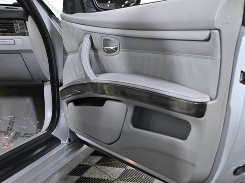 Used 2008 BMW 335i Convertible image 28