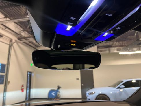 Used 2019 Porsche Cayenne image 23