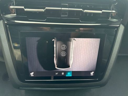 Used 2025 Cadillac Escalade IQ Luxury 1 AWD/4WD image 11