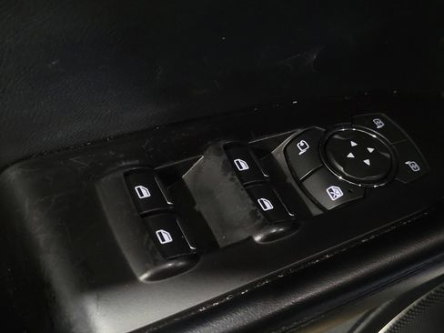 Used 2018 Lincoln MKX Reserve w/ Lincoln MKX Climate Package image 27