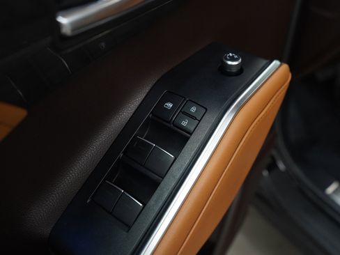 Used 2022 Toyota Highlander Platinum image 24