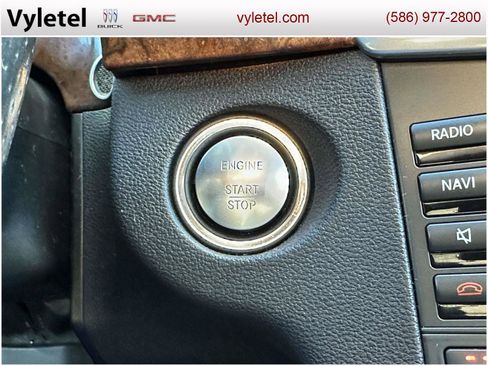 Used 2013 Mercedes-Benz E 350 4MATIC Sedan image 33