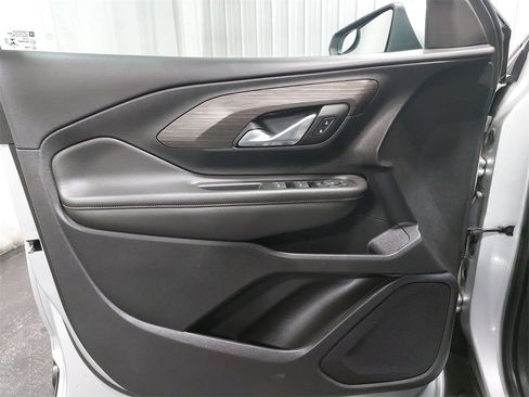 Used 2022 GMC Terrain SLE w/ Driver Convenience Package image 36