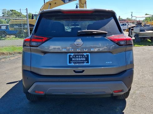 Certified 2023 Nissan Rogue S AWD/4WD image 5