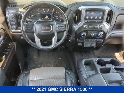 Used 2021 GMC Sierra 1500 Elevation w/ LPO, Elevation Black Package AWD/4WD image 17