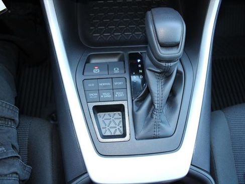 Certified 2024 Toyota RAV4 LE image 21