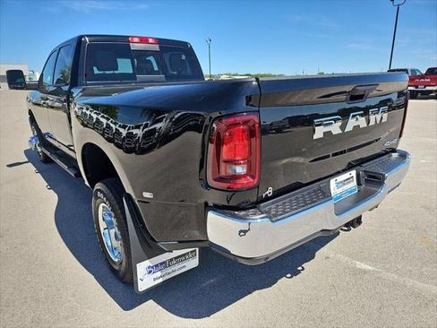 New 2026 RAM 3500 Tradesman AWD/4WD image 35