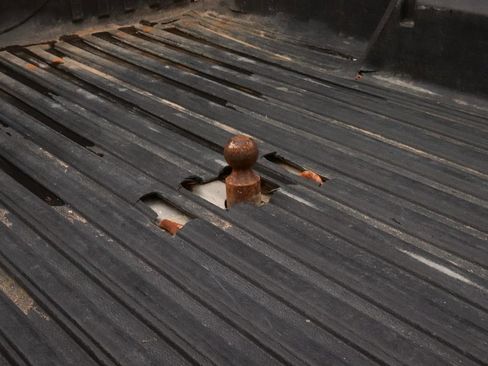 Used 2001 Chevrolet Silverado 2500 LS w/ Off-Road Skid Plate Pkg image 9