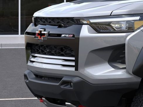 New 2026 Chevrolet Colorado ZR2 w/ Technology Package AWD/4WD image 13