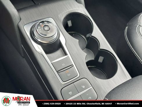 Used 2020 Ford Escape Titanium AWD/4WD image 25