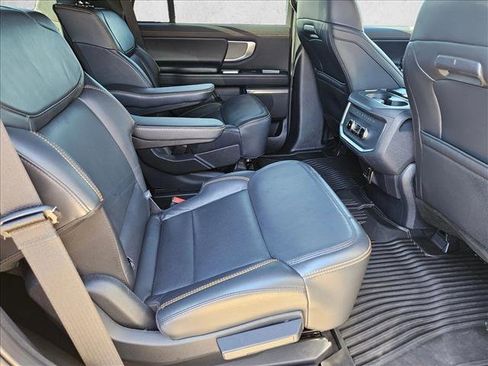 Used 2025 Ford Expedition Tremor image 22