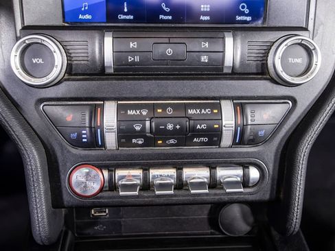 Used 2020 Ford Mustang Premium RWD image 29