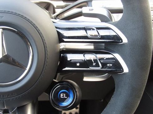 Used 2025 Mercedes-Benz S 63 AMG S image 30