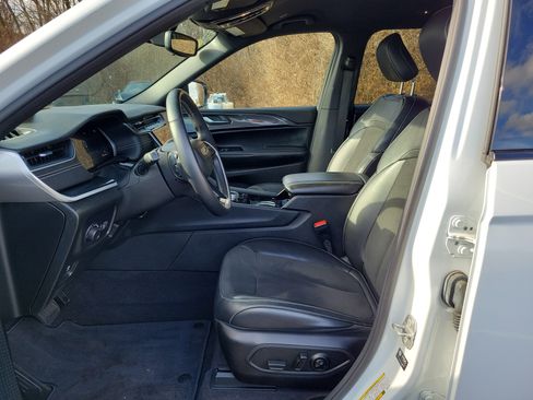 Used 2021 Jeep Grand Cherokee L Altitude image 14