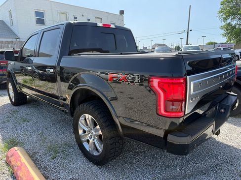 Used 2015 Ford F150 Platinum w/ Equipment Group 701A Luxury AWD/4WD image 11