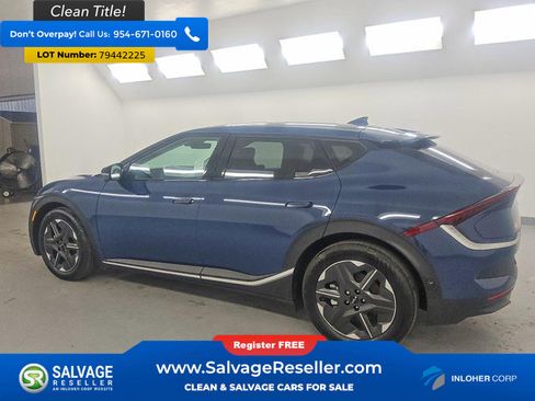 Used 2025 Kia EV6 Light w/ Light LR Technology Package image 3