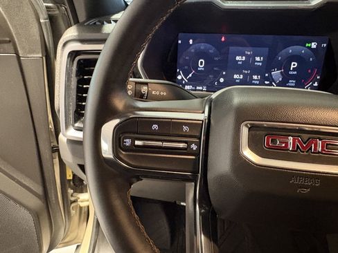 Used 2024 GMC Canyon AT4 w/ AT4 Premium Package image 12