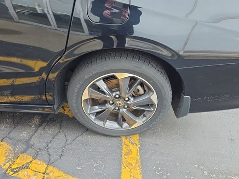 Used 2022 Honda Odyssey Elite image 12