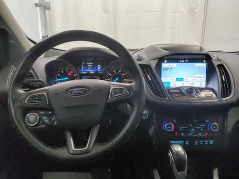 Used 2019 Ford Escape Titanium AWD/4WD image 22
