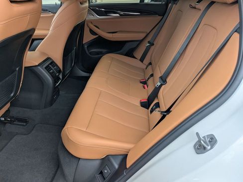 Used 2025 BMW X4 xDrive30i AWD/4WD image 20