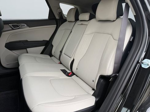 New 2026 Kia Sportage EX image 13