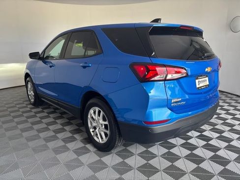 Used 2024 Chevrolet Equinox LS w/ LS Convenience Package AWD/4WD image 8