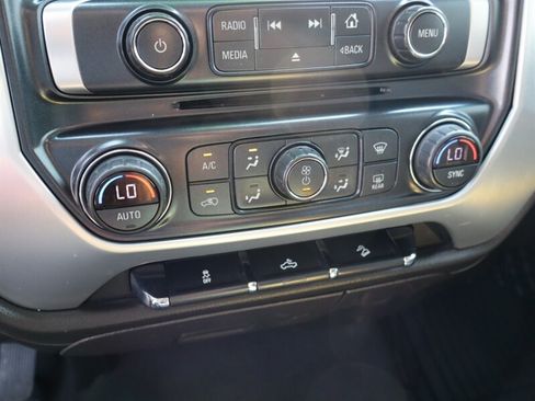Used 2018 GMC Sierra 1500 SLE w/ Suspension Package, Off-Road AWD/4WD image 23