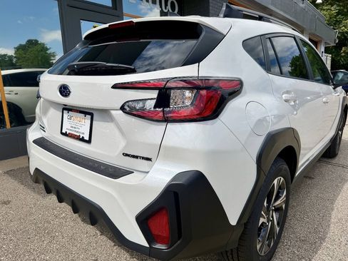 Used 2026 Subaru Crosstrek 2.5i Premium AWD/4WD image 9