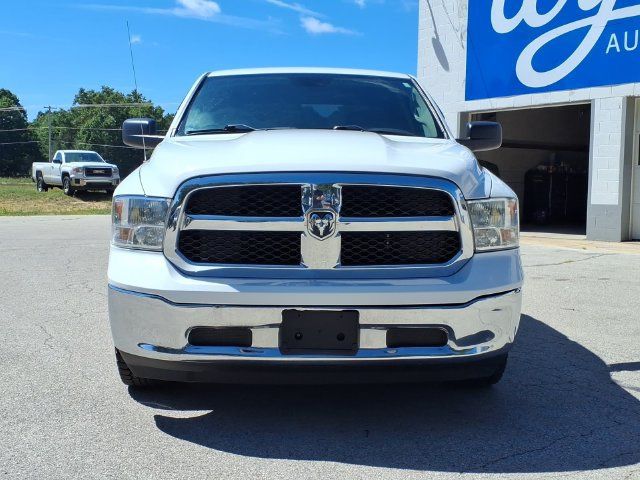 Used 2021 RAM 1500 Classic SLT AWD/4WD image 2